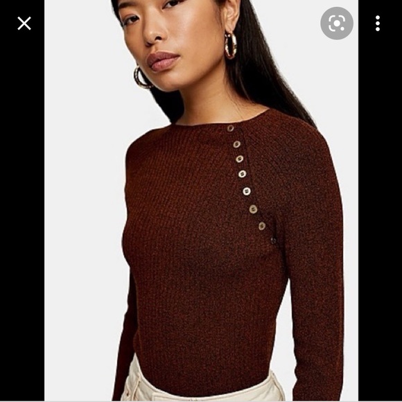 Button Placket Knitted Top - Picture 2 of 2